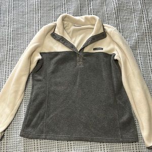 Columbia Fleece Quarter button sweater.